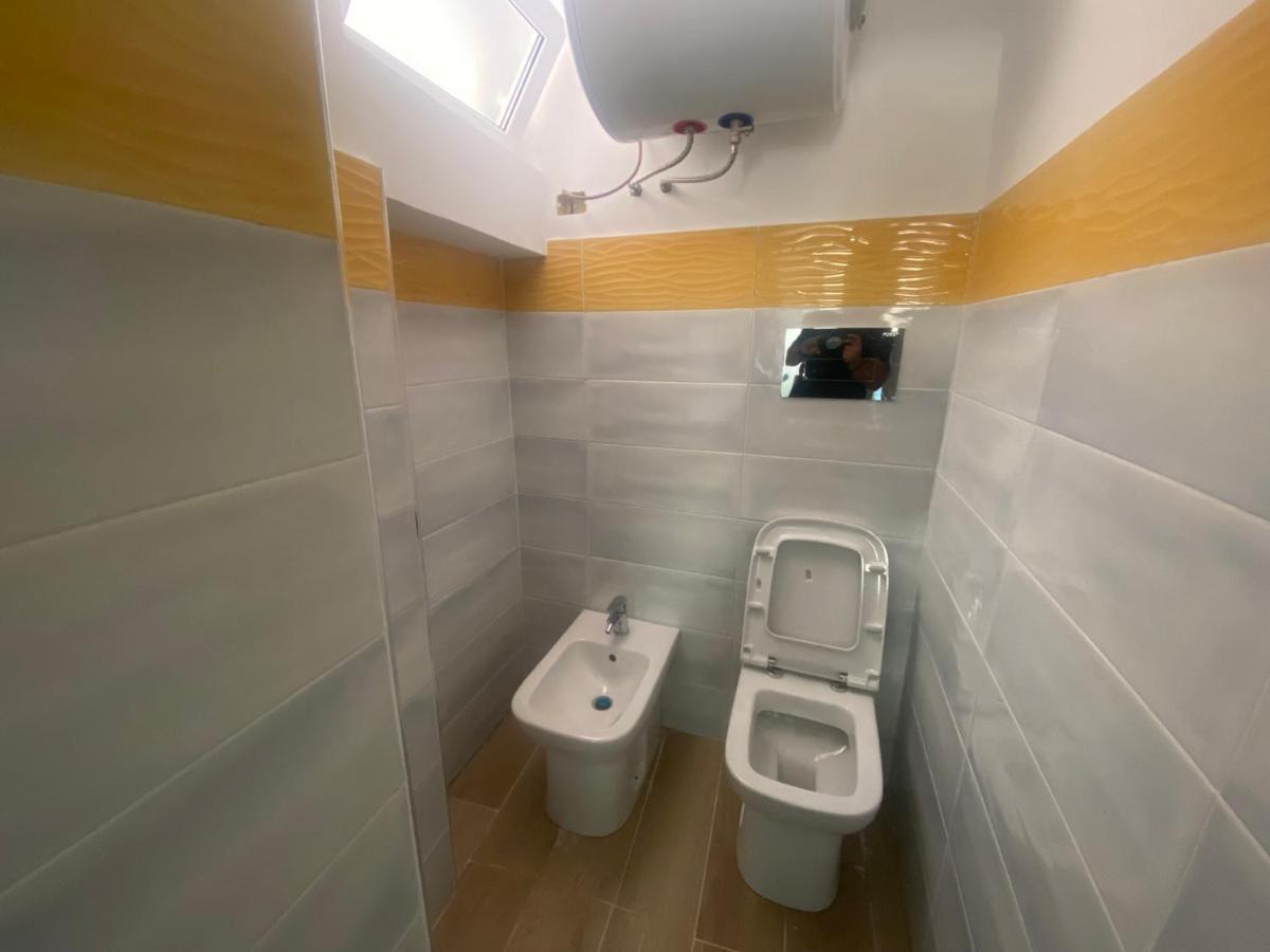Yes I Know My Room - Mini Room Martiri Napoli Bagian luar foto