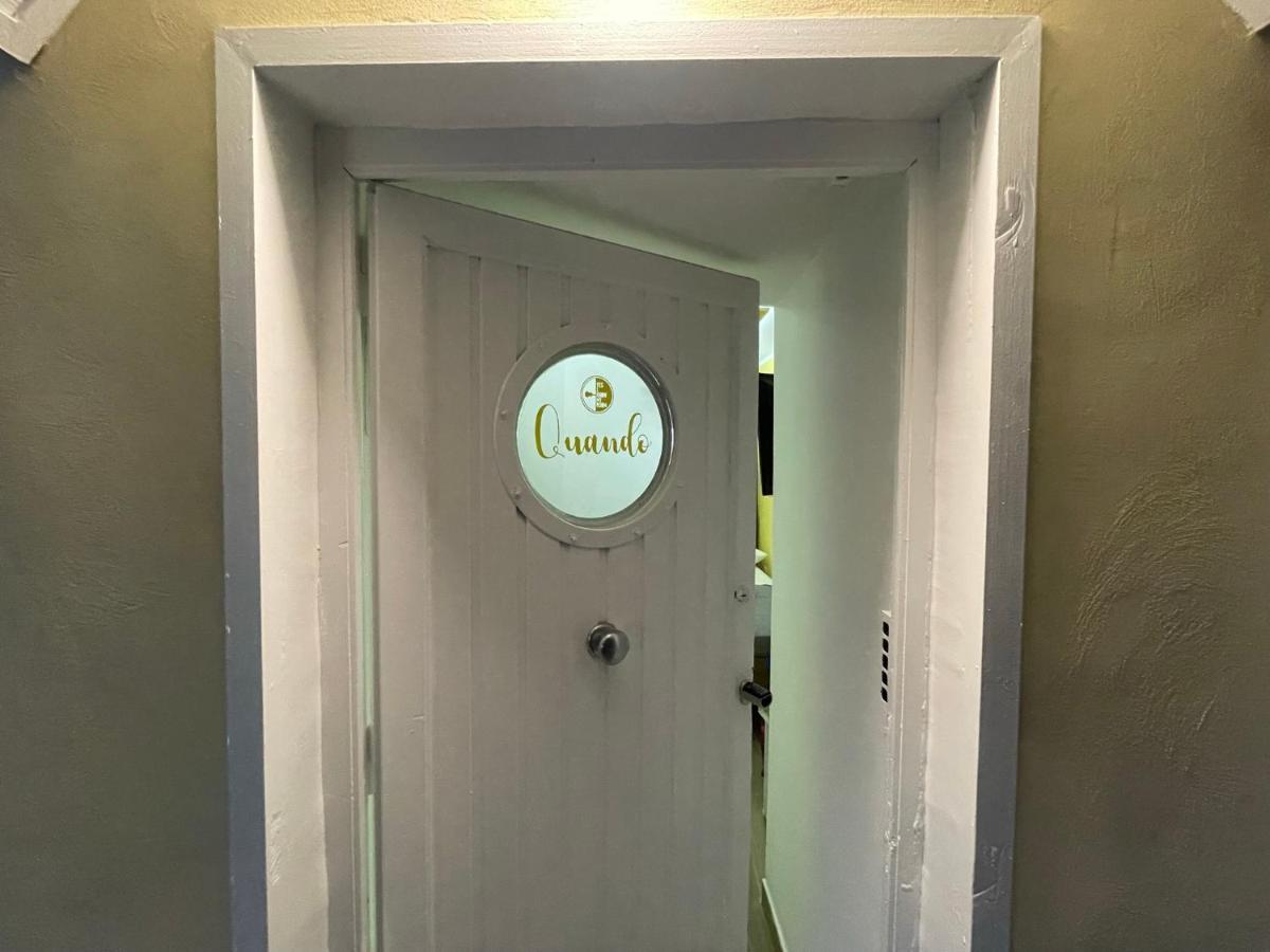 Yes I Know My Room - Mini Room Martiri Napoli Bagian luar foto